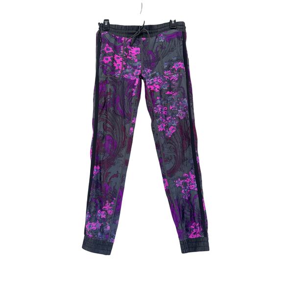 Fabletics Black Purple Floral Paisley Jogger Pants Women’s Size M Athleisure - Picture 4 of 5